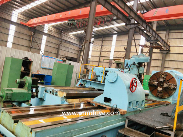 Horizontal large module gear Hobbing machine